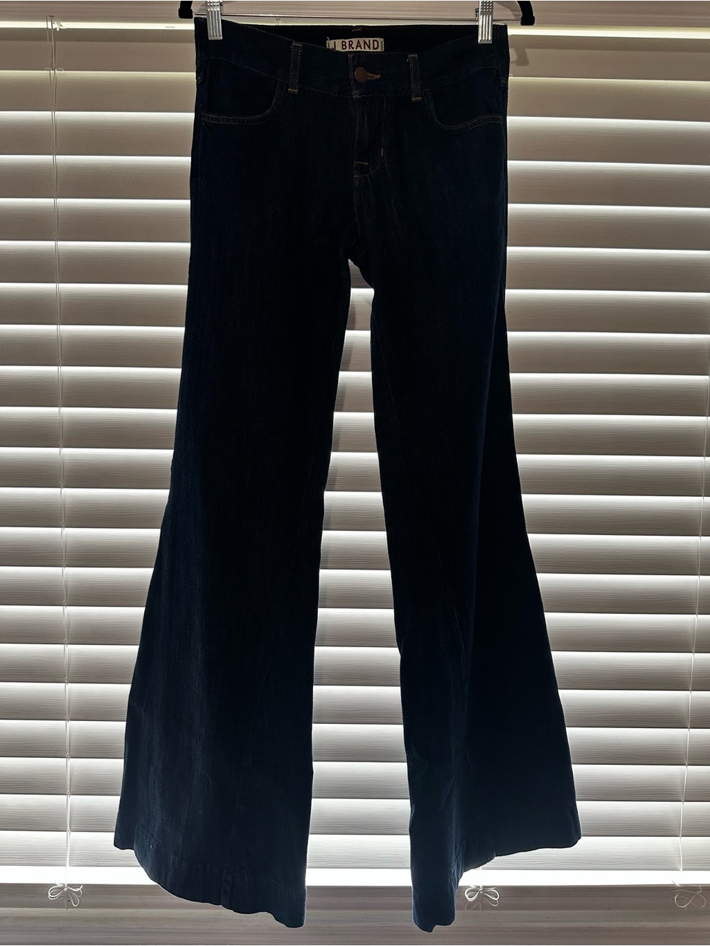 J Brand Made in USA Dark Wash Wide Leg Flare Jeans 100% Cotton Size 25